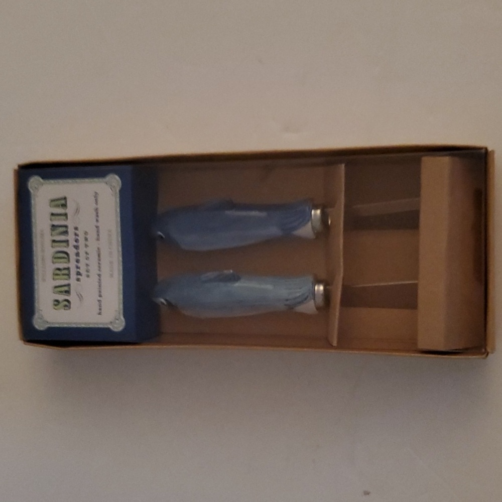 Williams Sonoma Sardinia  Cheese Cutters